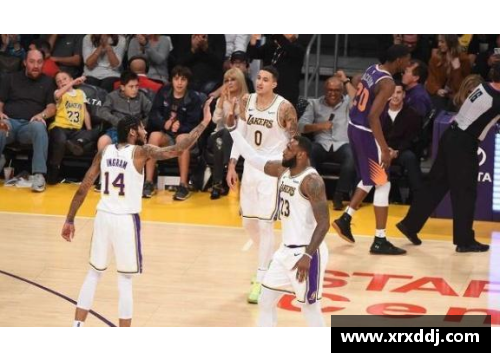 NBA历史上的盛世重现：勇士王朝的辉煌与传奇